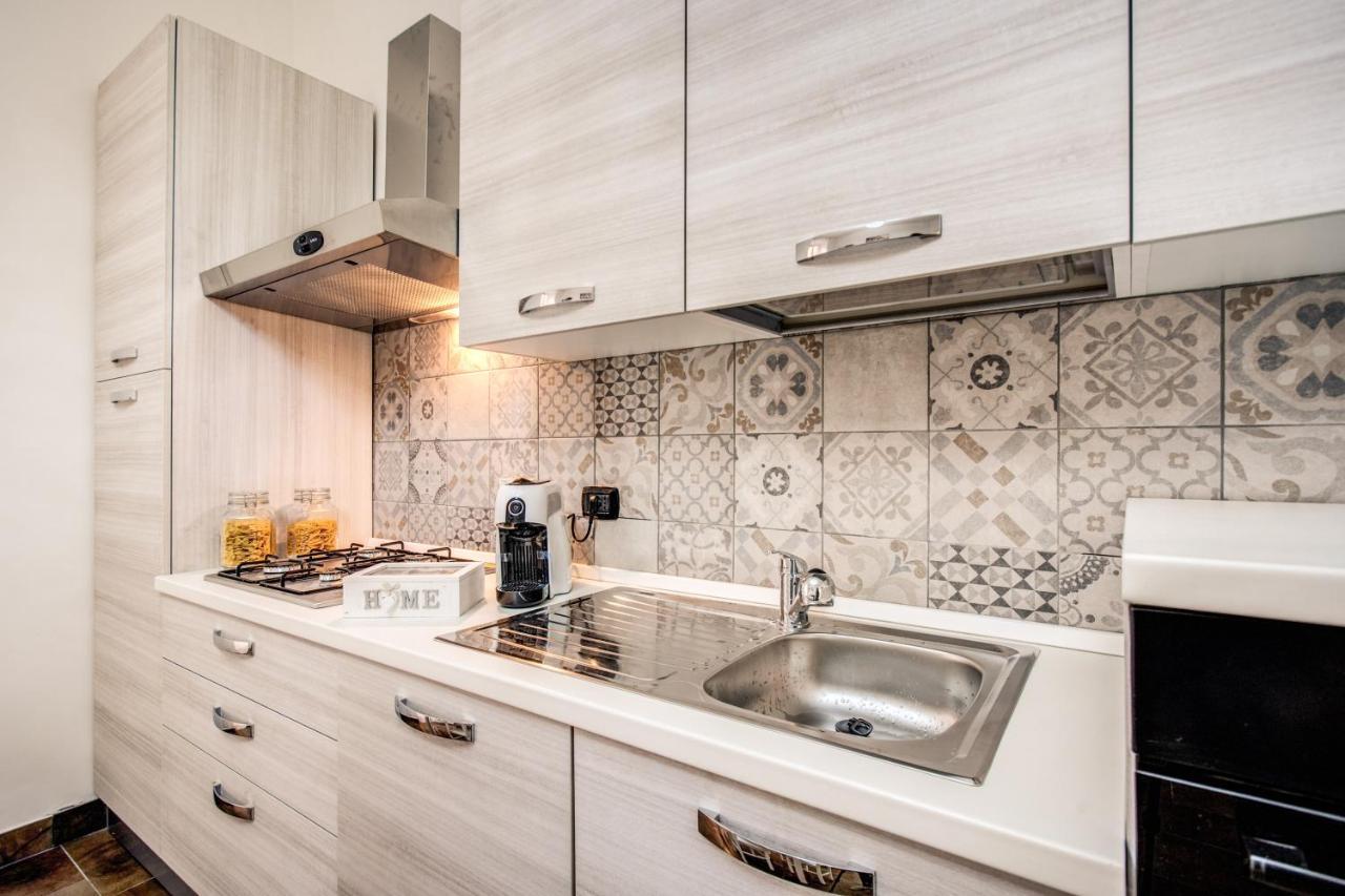 Laura Luxury Apartment In The Center Rom Exteriör bild